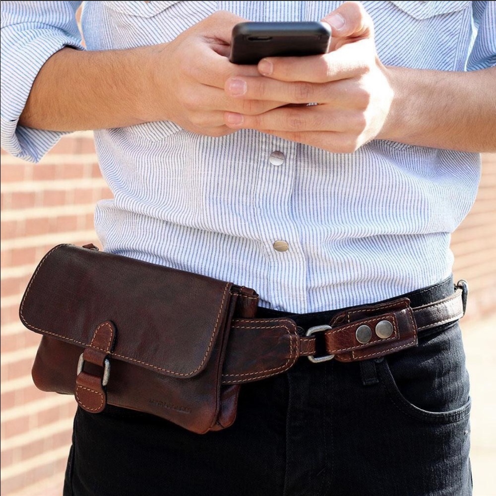 Jack Georges Voyager Leather Handsfree Belt Bag